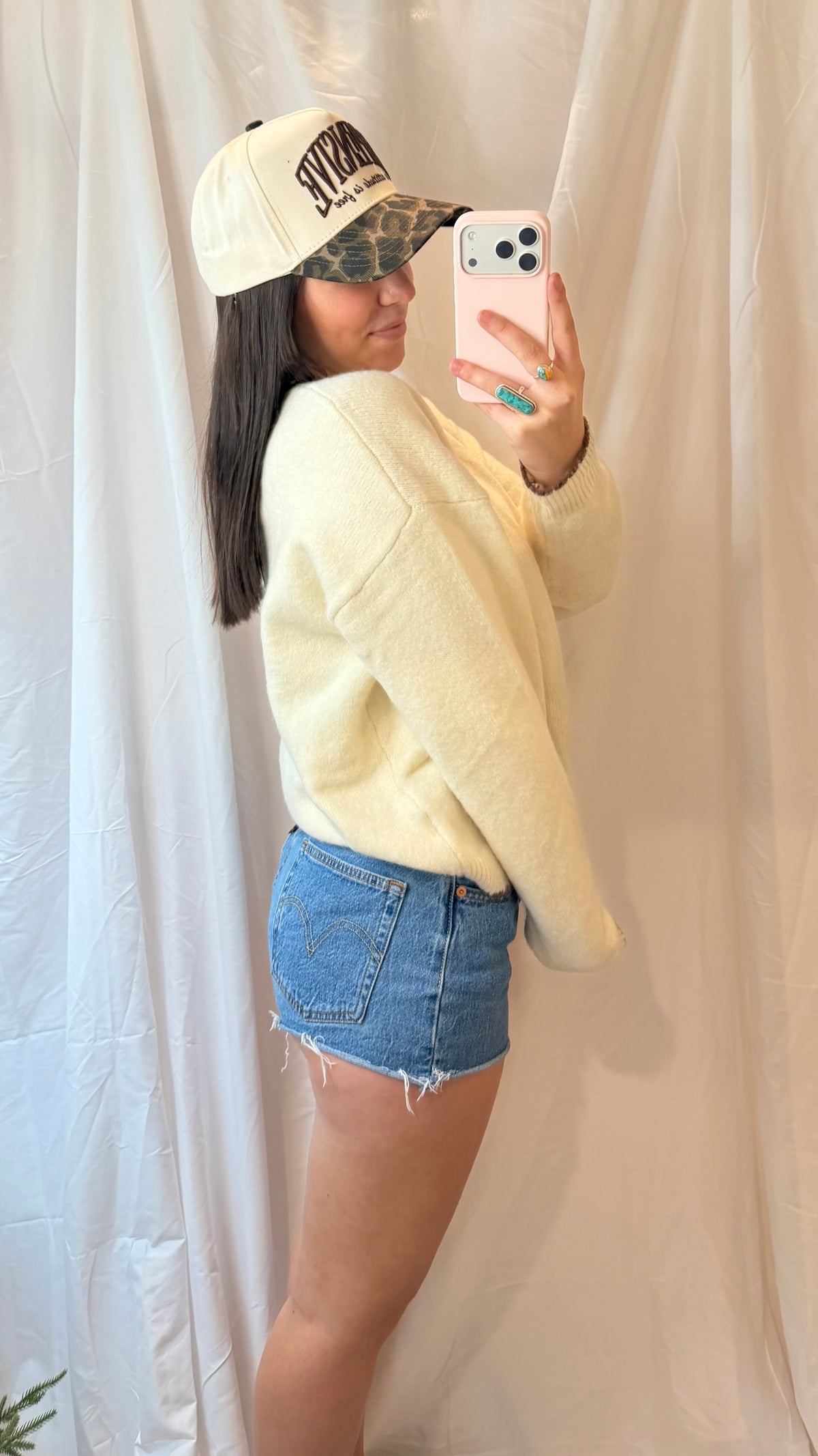 Fallin’ For You Sweater (Tan)
